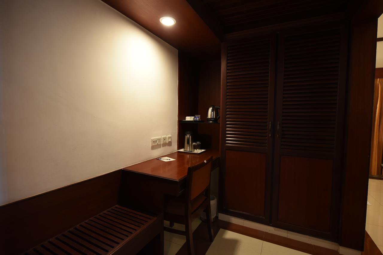 Hotel Rathna Residency Coimbatore Extérieur photo