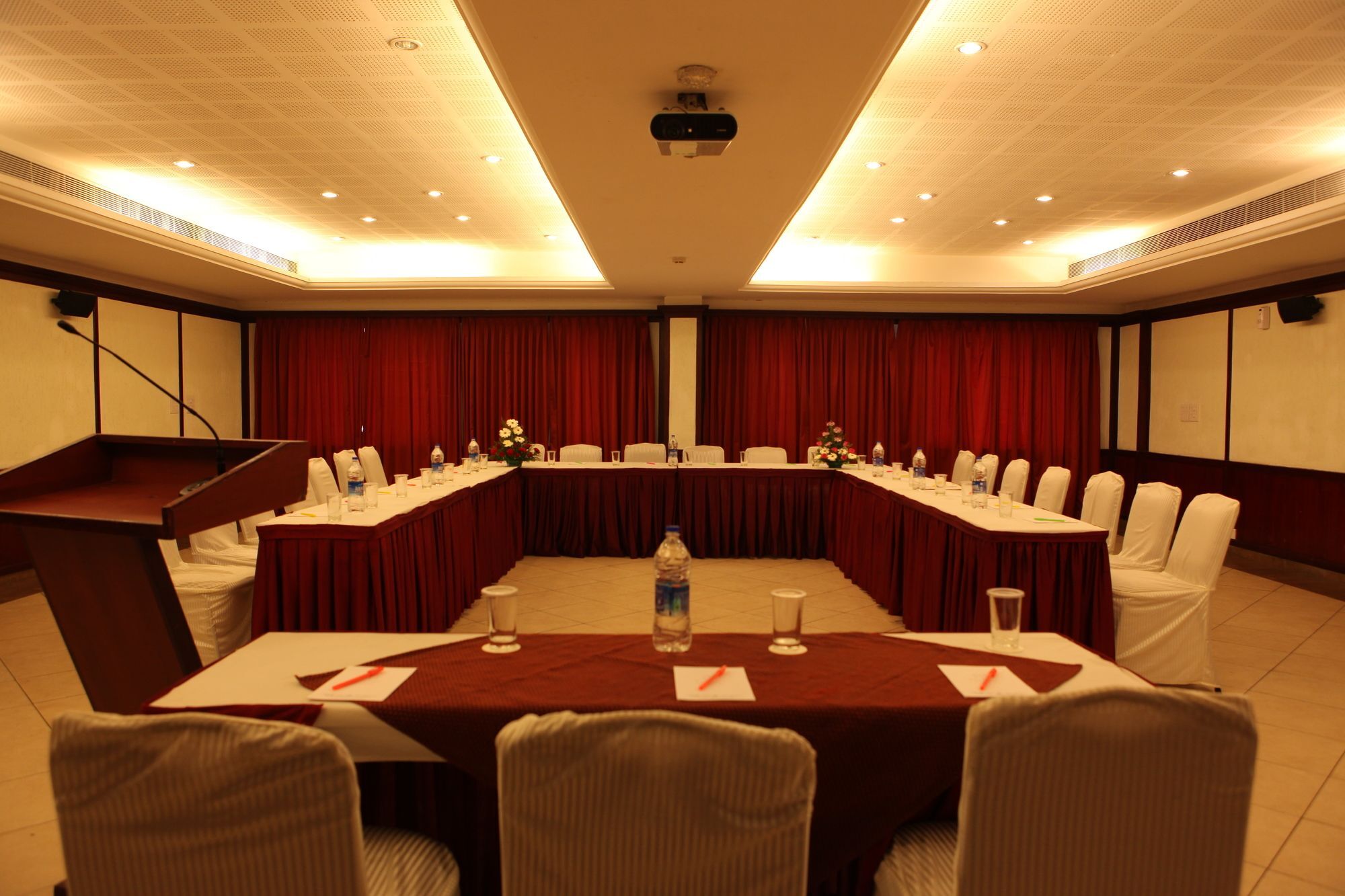 Hotel Rathna Residency Coimbatore Extérieur photo